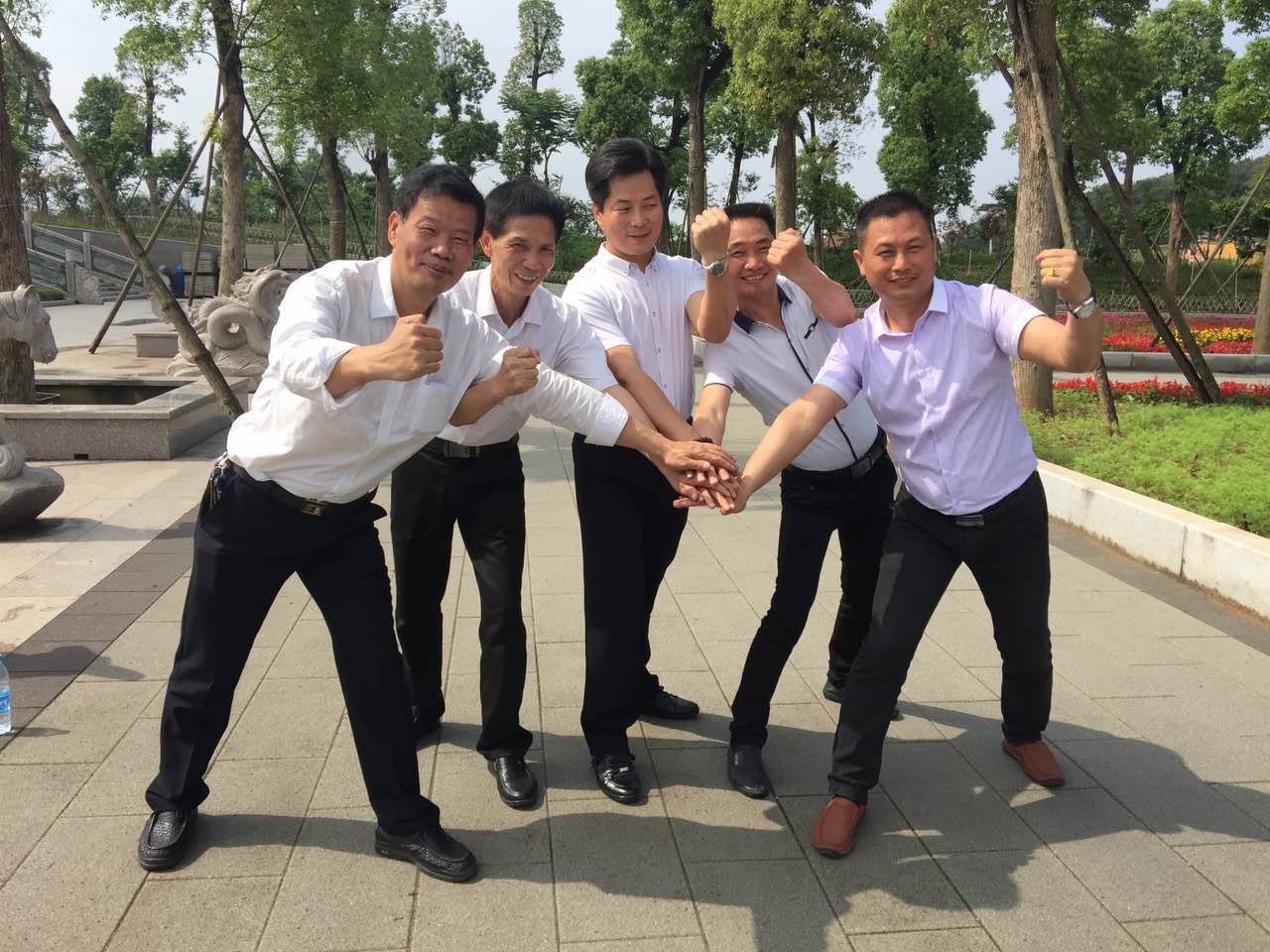 廈門市孔雀河保潔有限公司保潔組喜獲廈門市“工人先鋒號(hào)”榮譽(yù)